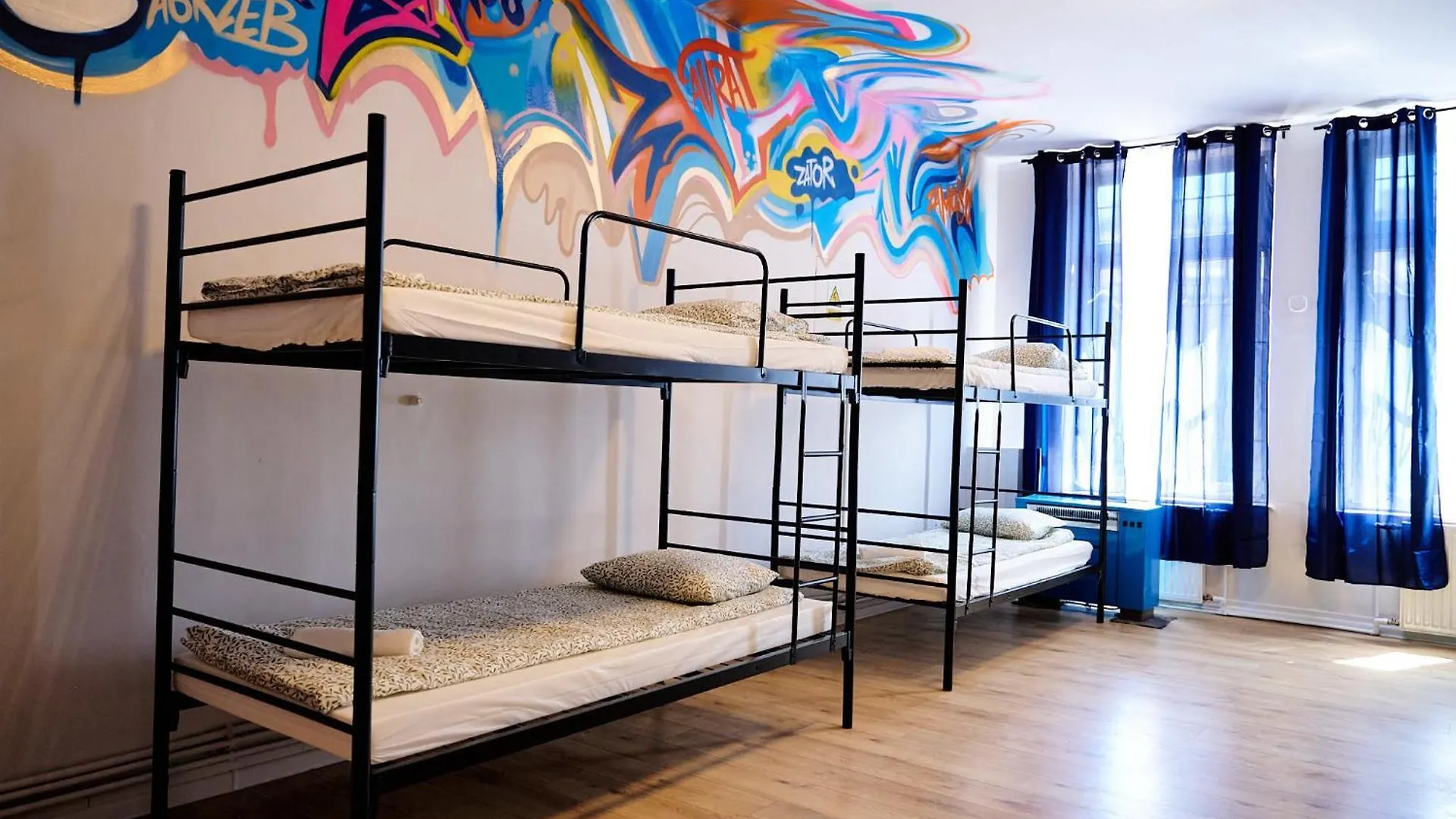 Hostel Graffiti Krakow Poland